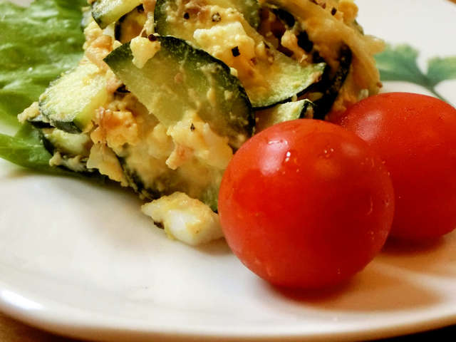 糖質オフ.生ズッキーニのたまごサラダ